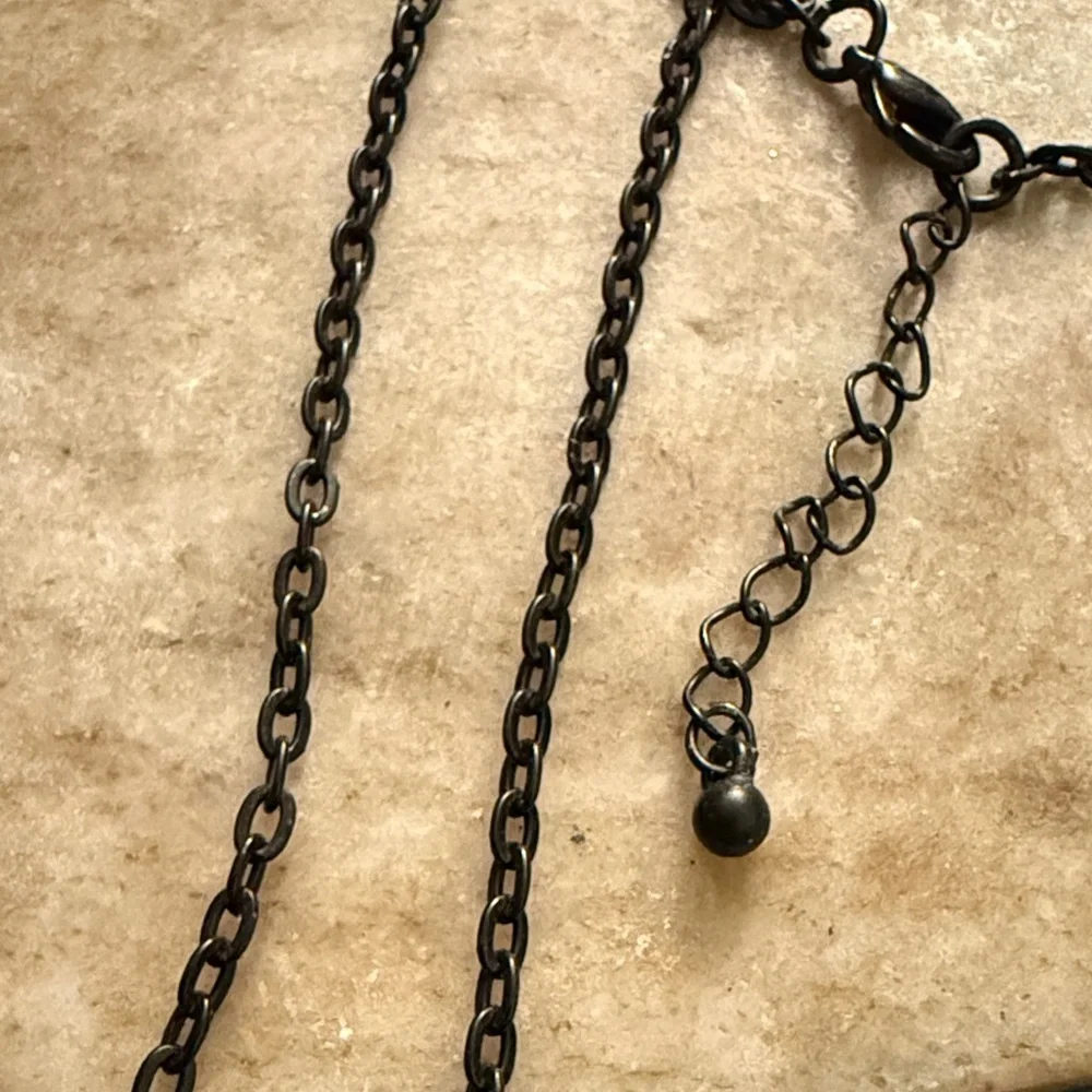 Gunmetal hematite-toned necklace a Bow Statement Vintage pendant &BLK Rhinestone